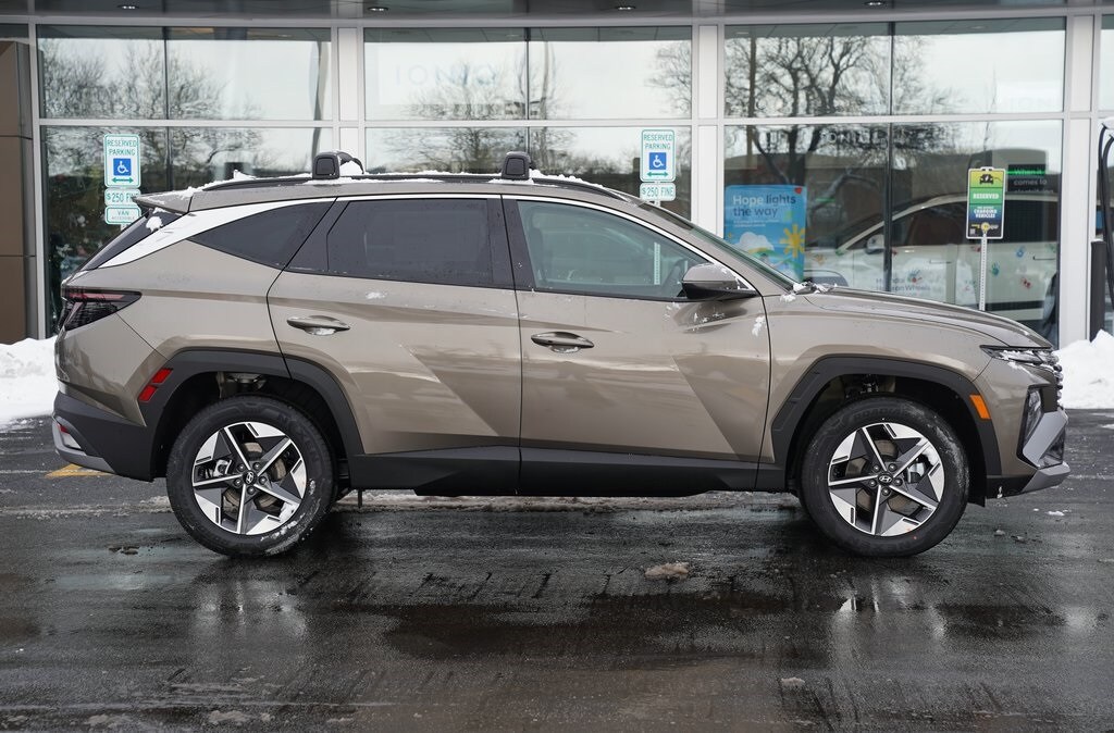 New 2026 Hyundai Tucson Hybrid SEL Convenience SUV