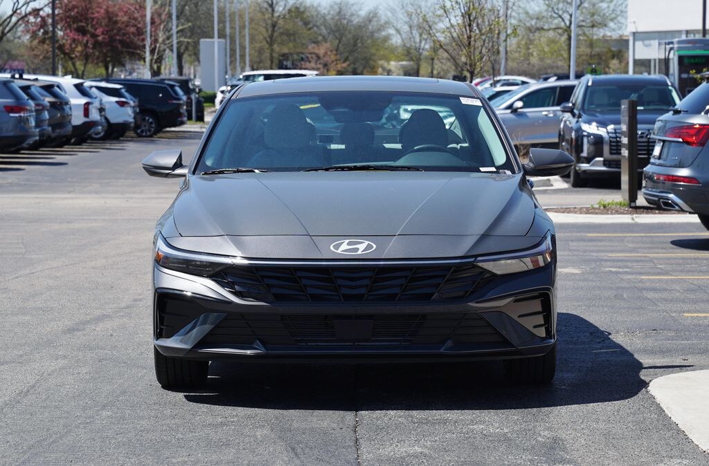 New 2026 Hyundai Elantra Limited Sedan