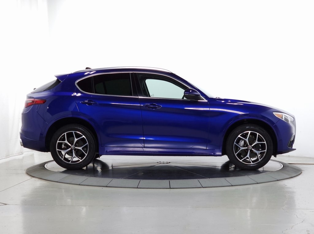 2021 Alfa Romeo Stelvio Ti 12