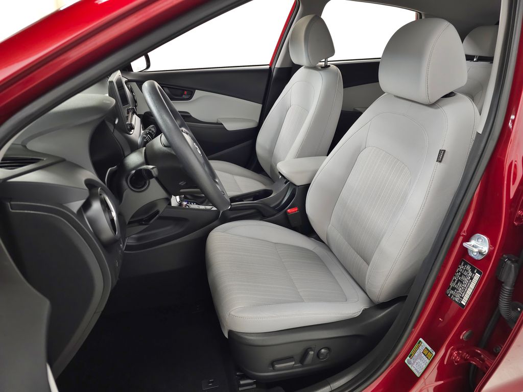 2023 Hyundai Kona SEL - Photo 16