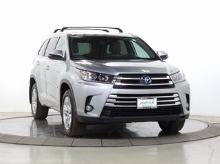 Used 2018 Toyota Highlander Hybrid Limited SUV for sale near Chicago, Illinois