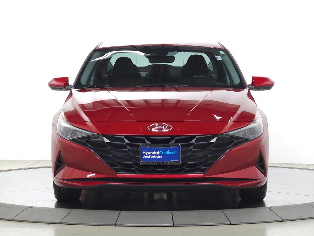 New 2023 Hyundai Elantra SEL Sedan