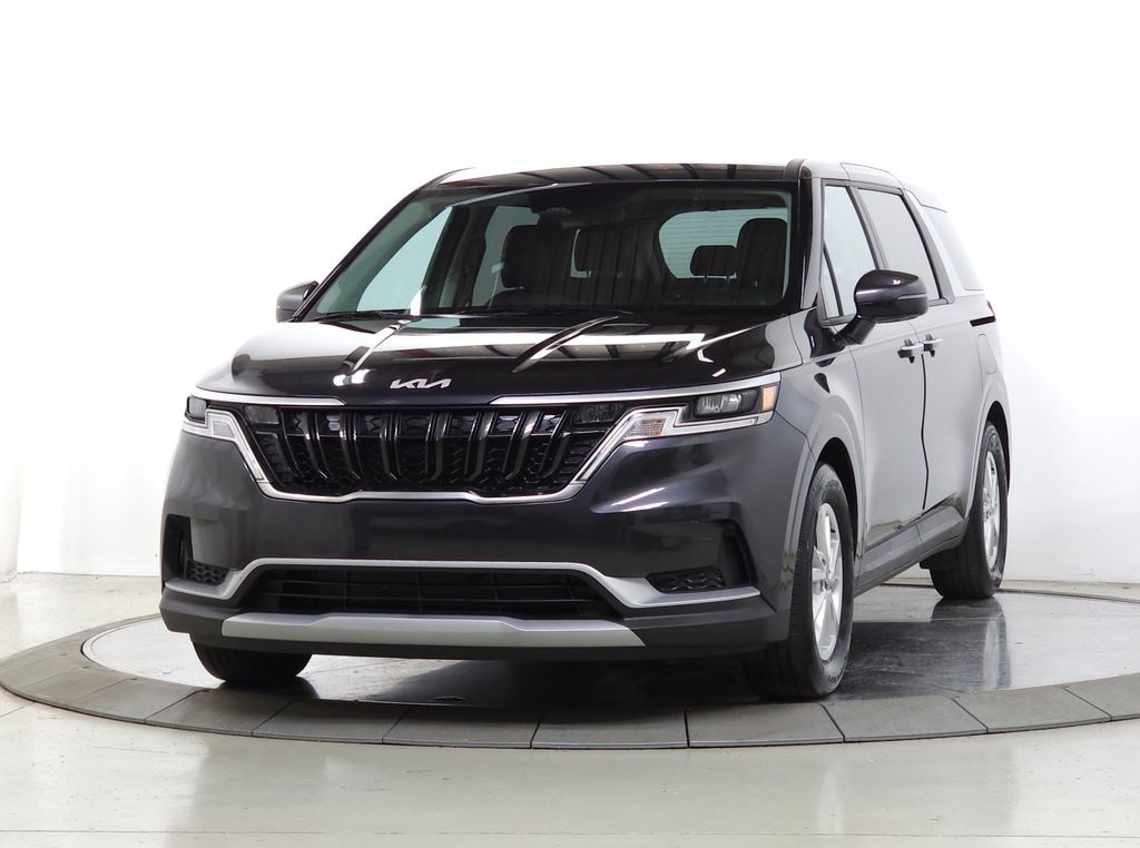 Used 2024 Kia Carnival LX MPV