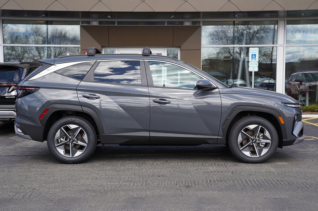 New 2026 Hyundai Tucson Hybrid SEL Convenience SUV