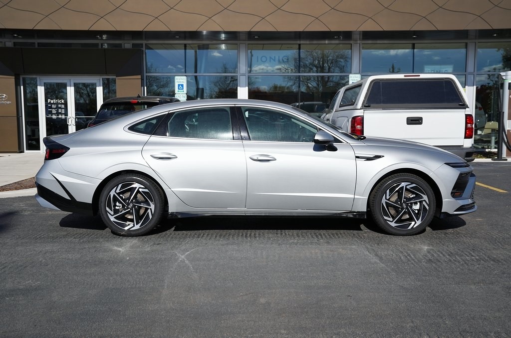 New 2026 Hyundai Sonata SEL Sport Sedan