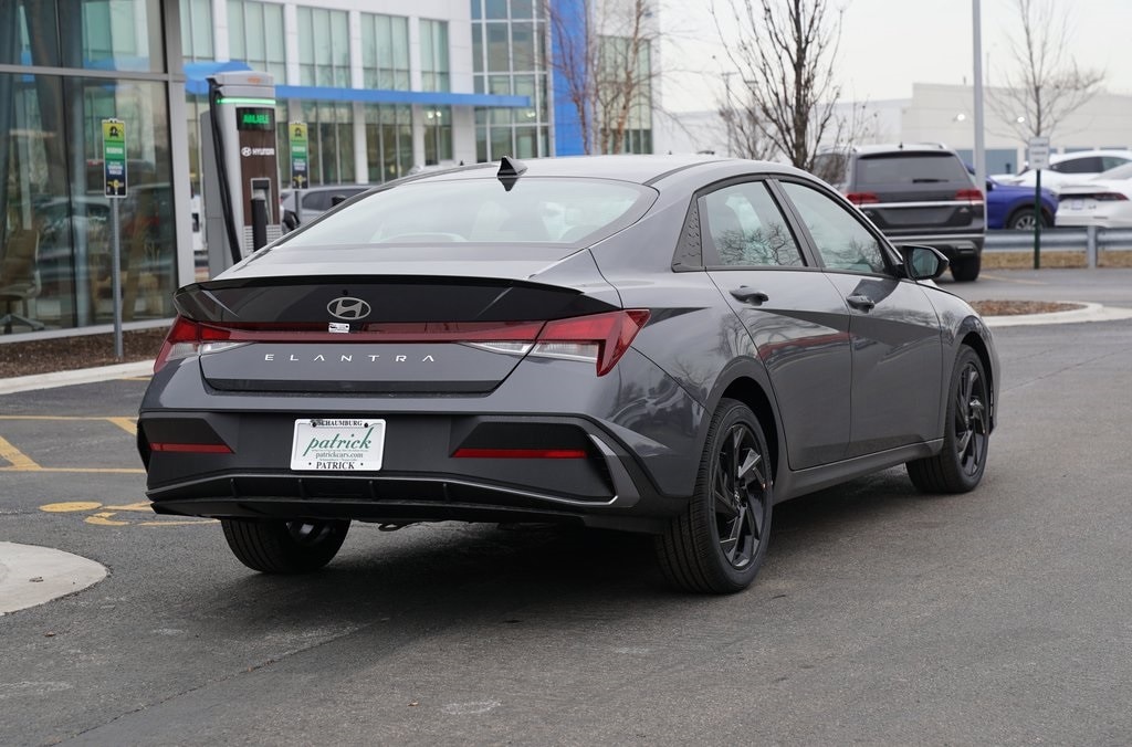 New 2026 Hyundai Elantra SEL Sport Sedan