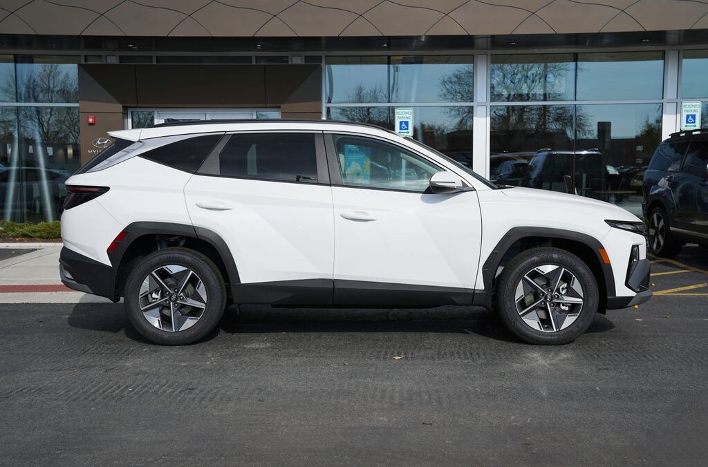 New 2026 Hyundai Tucson SEL Premium SUV