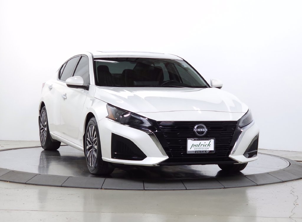 2023 Nissan Altima 2.5 SV Sedan