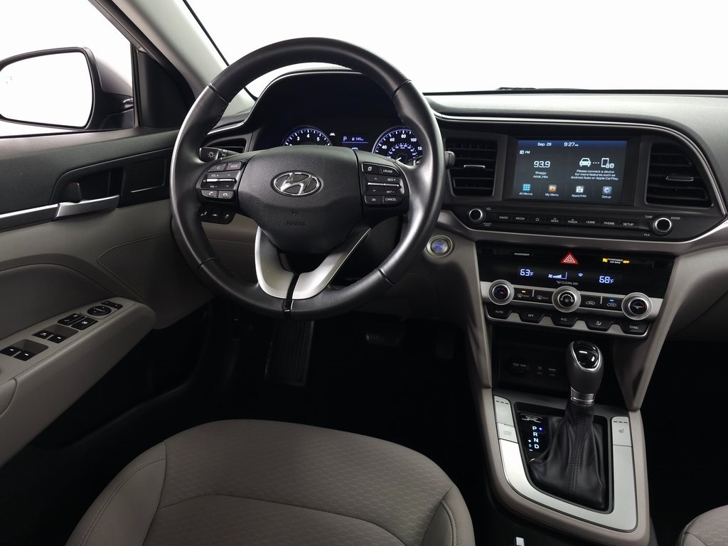 2019 Hyundai Elantra Value Edition 16