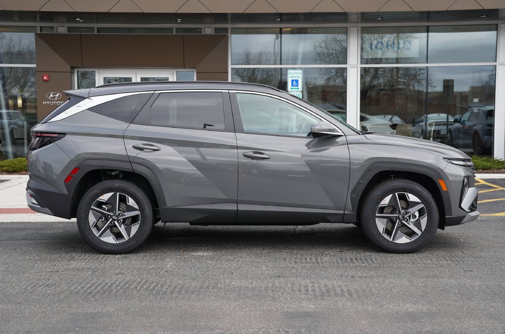 New 2026 Hyundai Tucson SEL Premium SUV