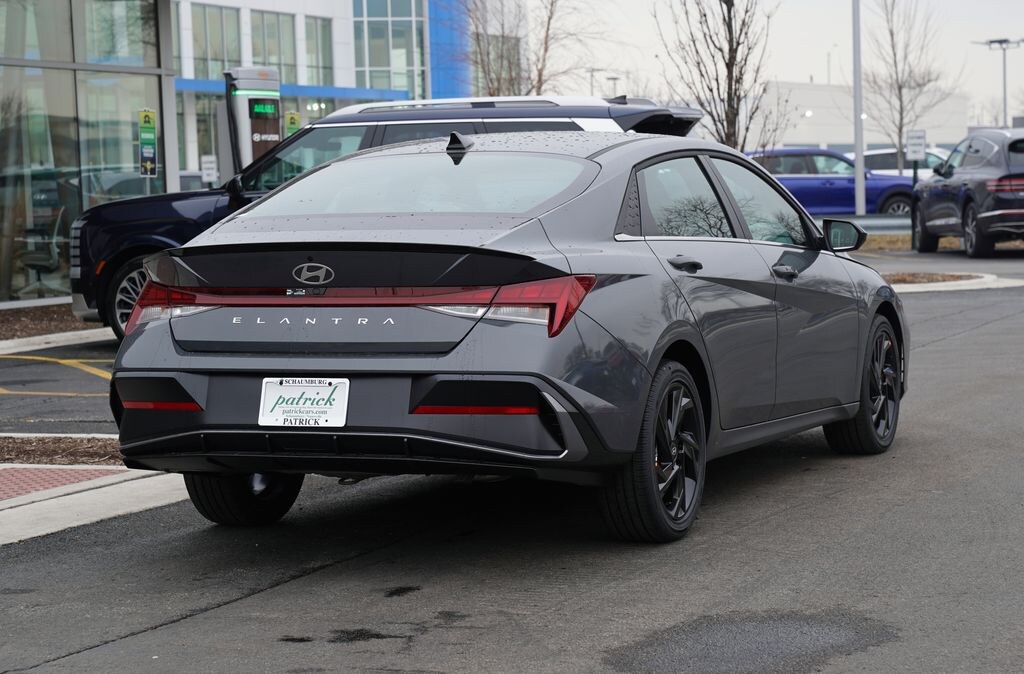 New 2026 Hyundai Elantra SEL Sport Premium Sedan