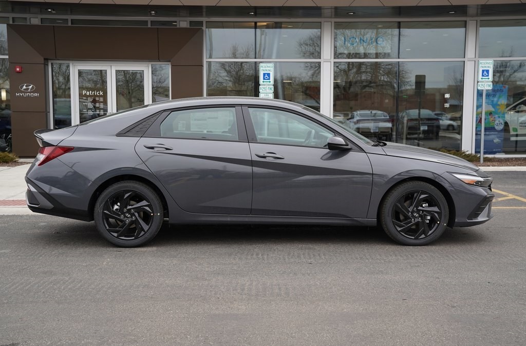 New 2026 Hyundai Elantra SEL Sport Sedan