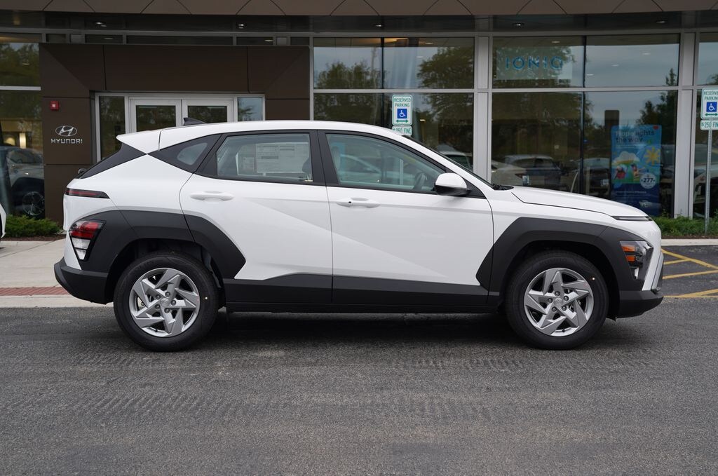 New 2027 Hyundai Kona SE SUV