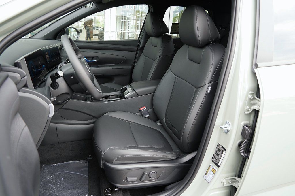 2025 Hyundai Santa Cruz SEL - Photo 12