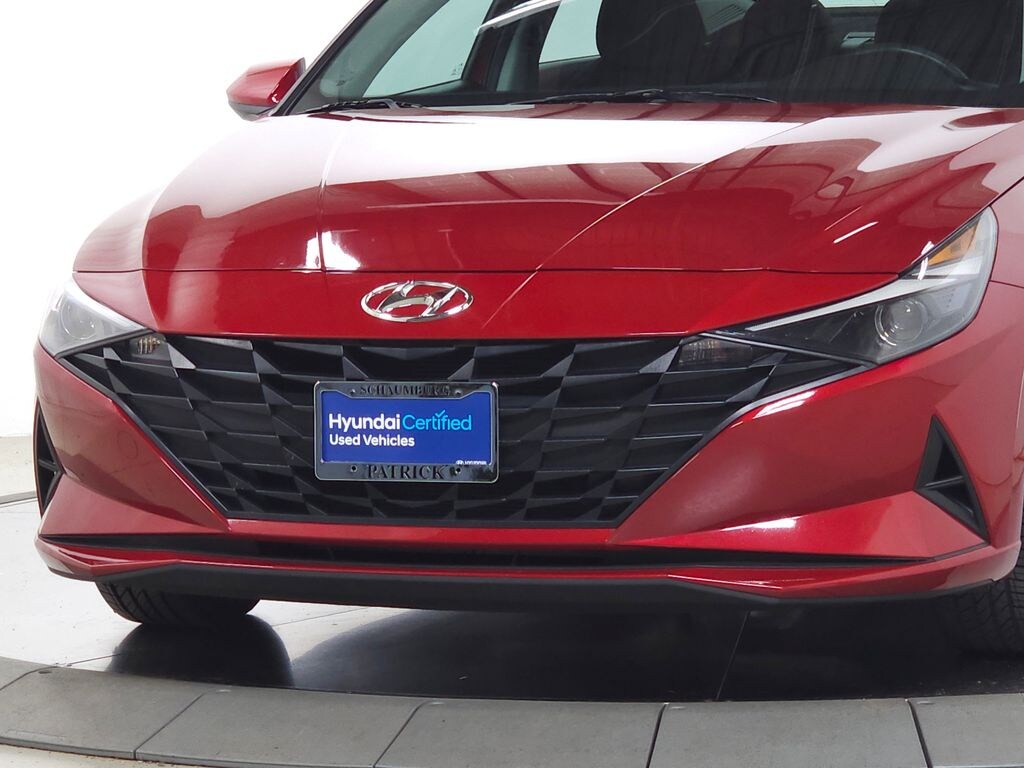New 2023 Hyundai Elantra SEL Sedan