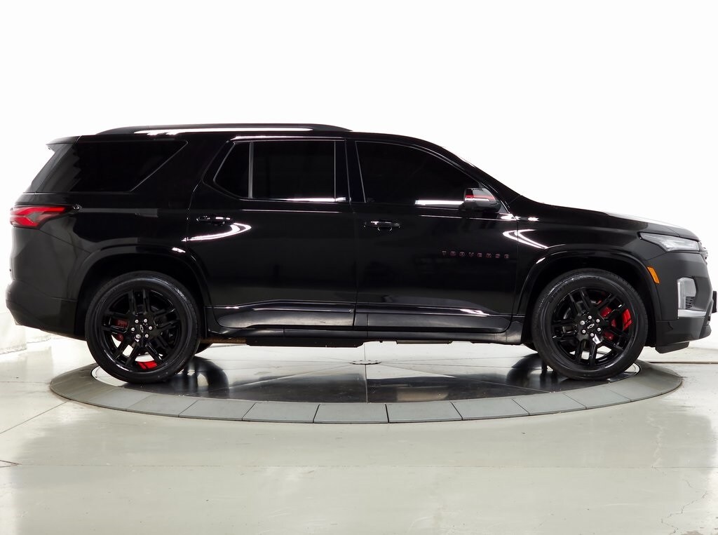 2023 Chevrolet Traverse Premier Redline Edition 13