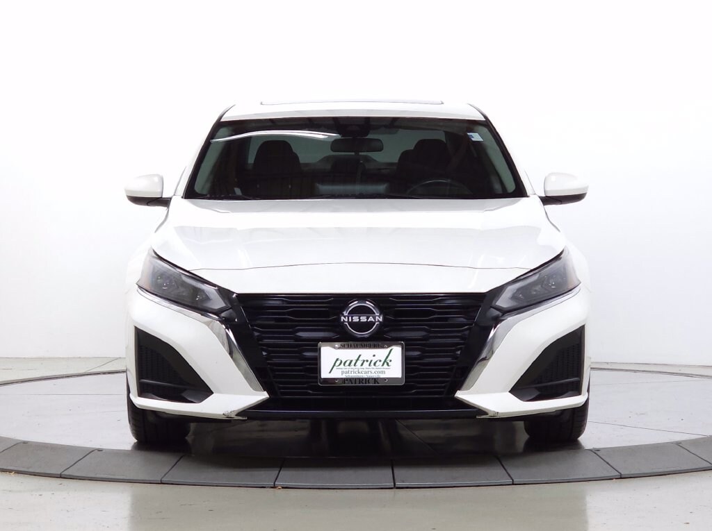 Used 2023 Nissan Altima 2.5 SV Sedan