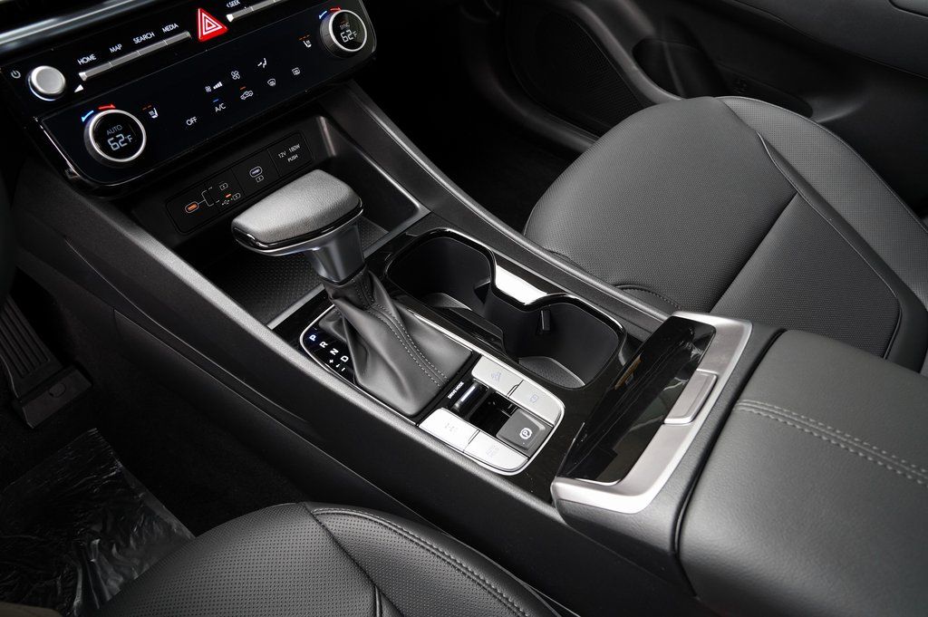 2025 Hyundai Santa Cruz SEL - Photo 22