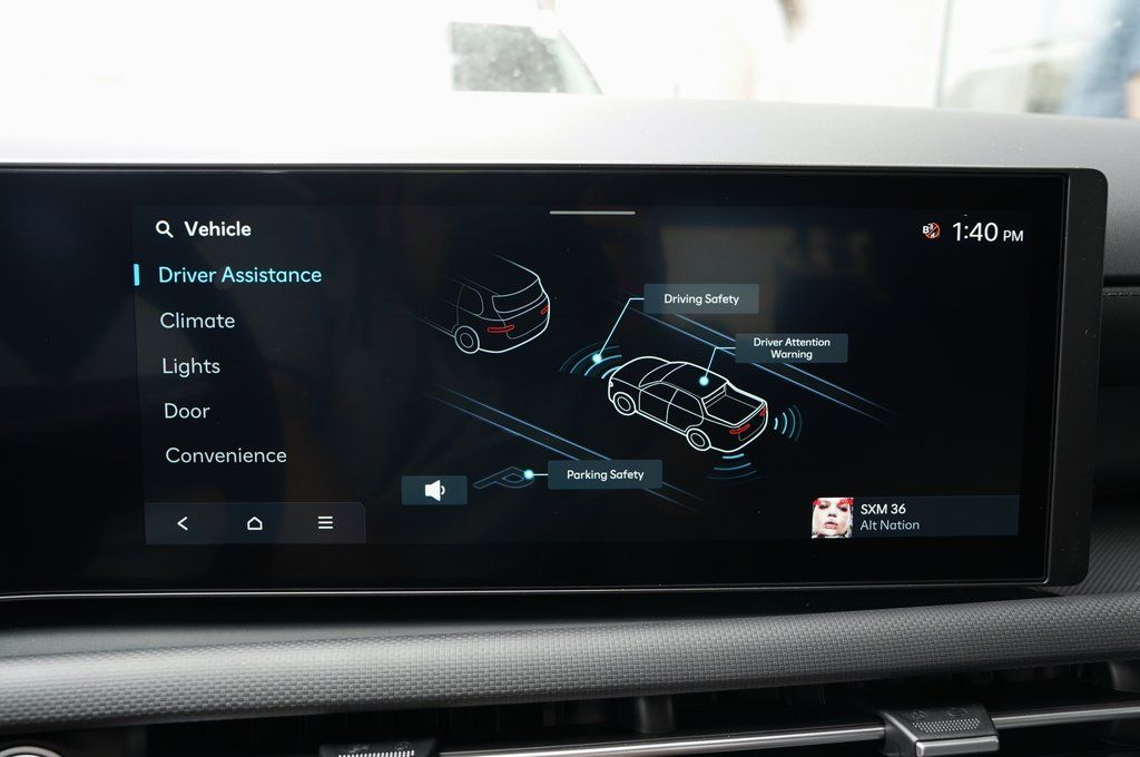 2025 Hyundai Santa Cruz SEL - Photo 18