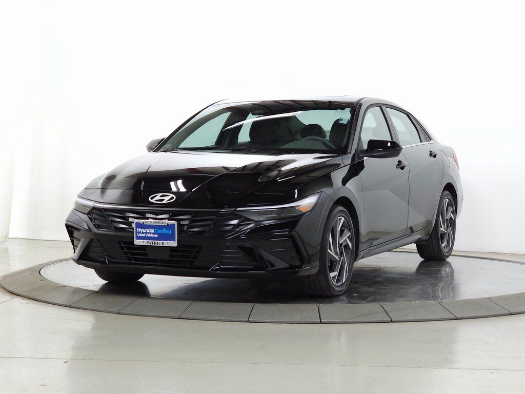 Certified 2025 Hyundai Elantra SEL Convenience Sedan
