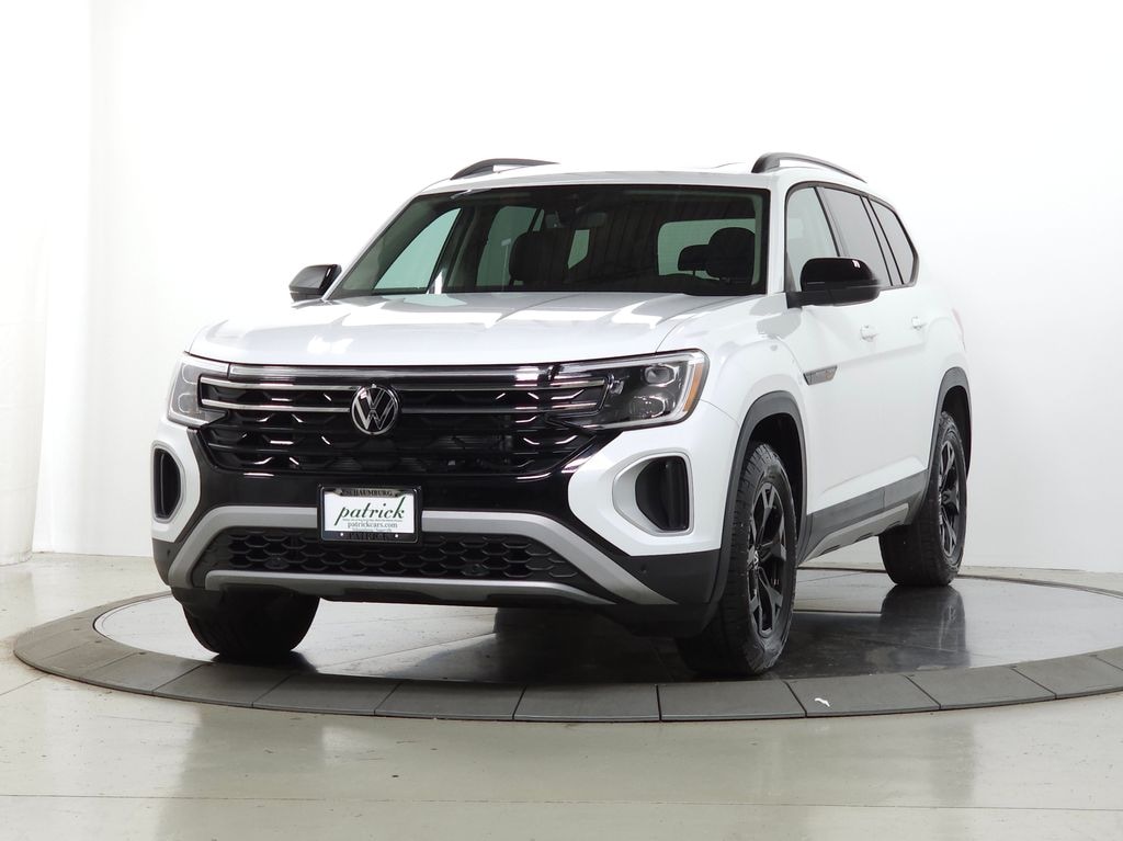 Used 2025 Volkswagen Atlas 2.0T Peak Edition SUV