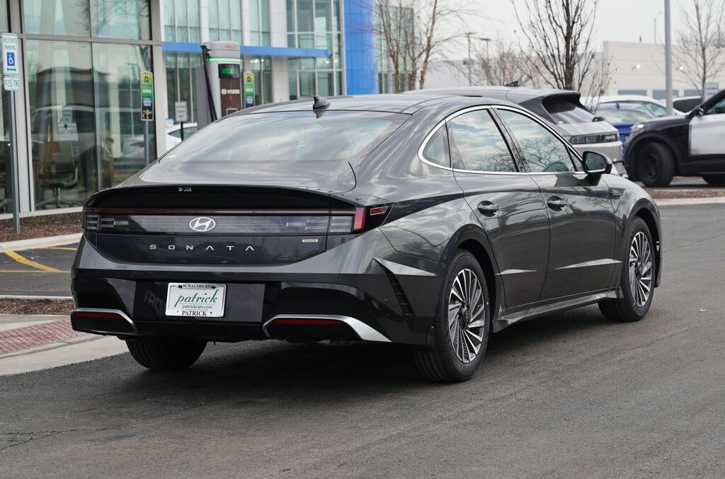 New 2026 Hyundai Sonata Hybrid Limited Sedan
