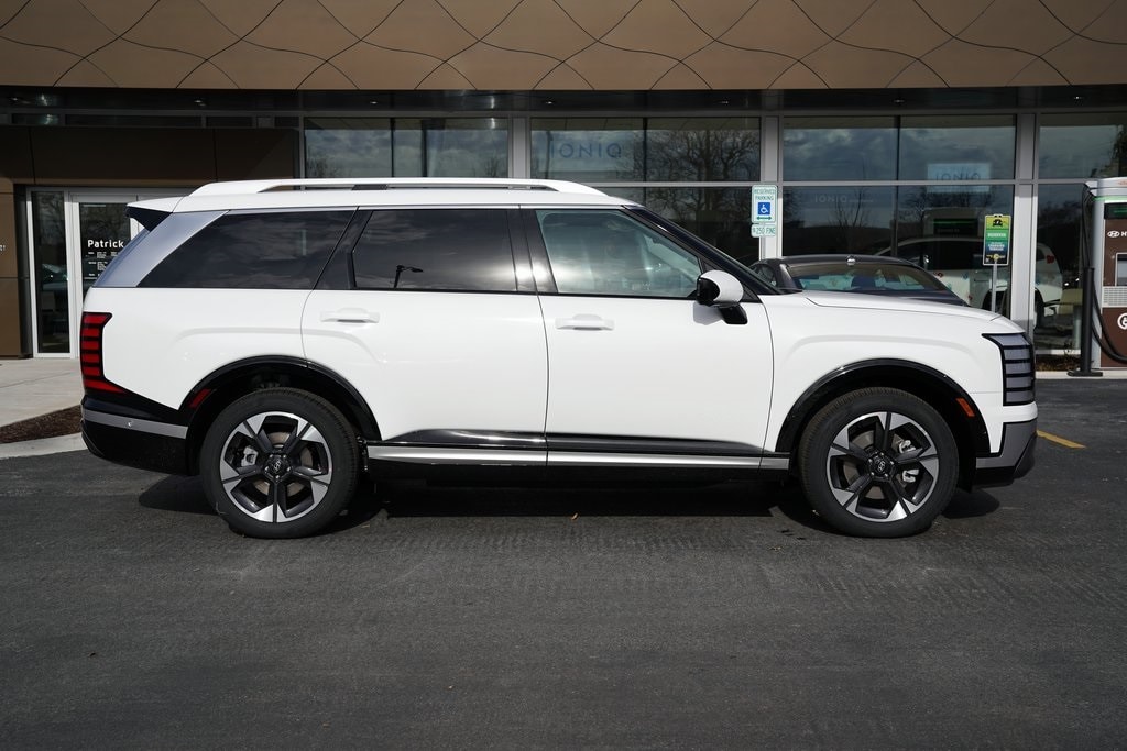 New 2026 Hyundai Palisade Hybrid Limited SUV