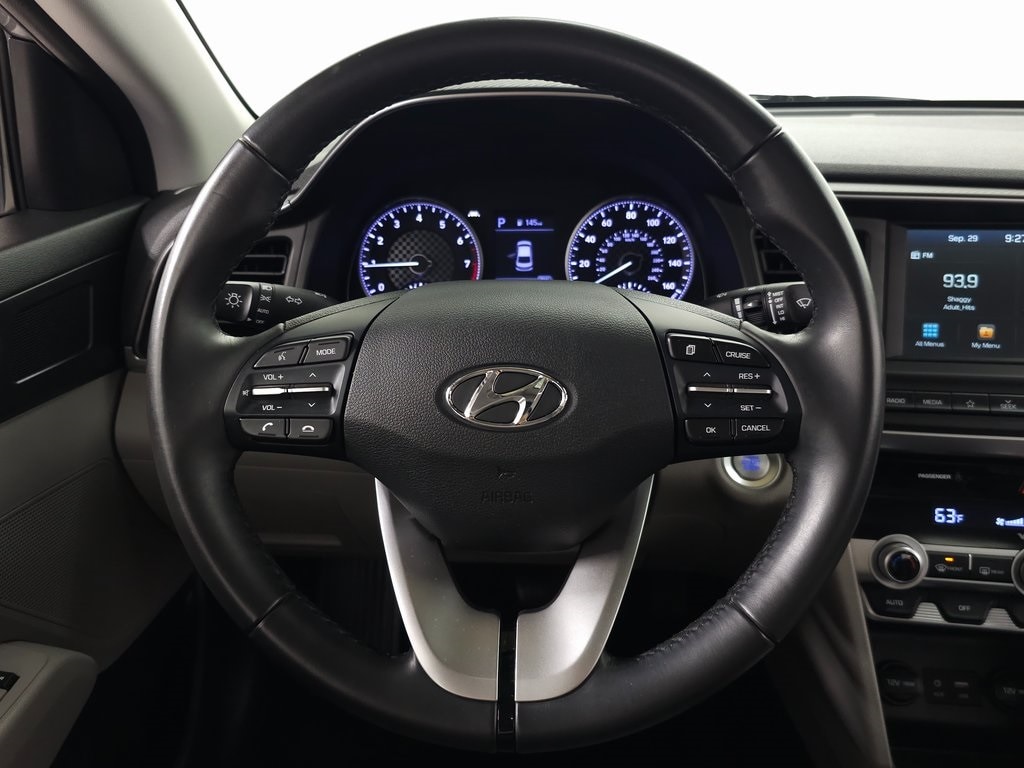 2019 Hyundai Elantra Value Edition 17