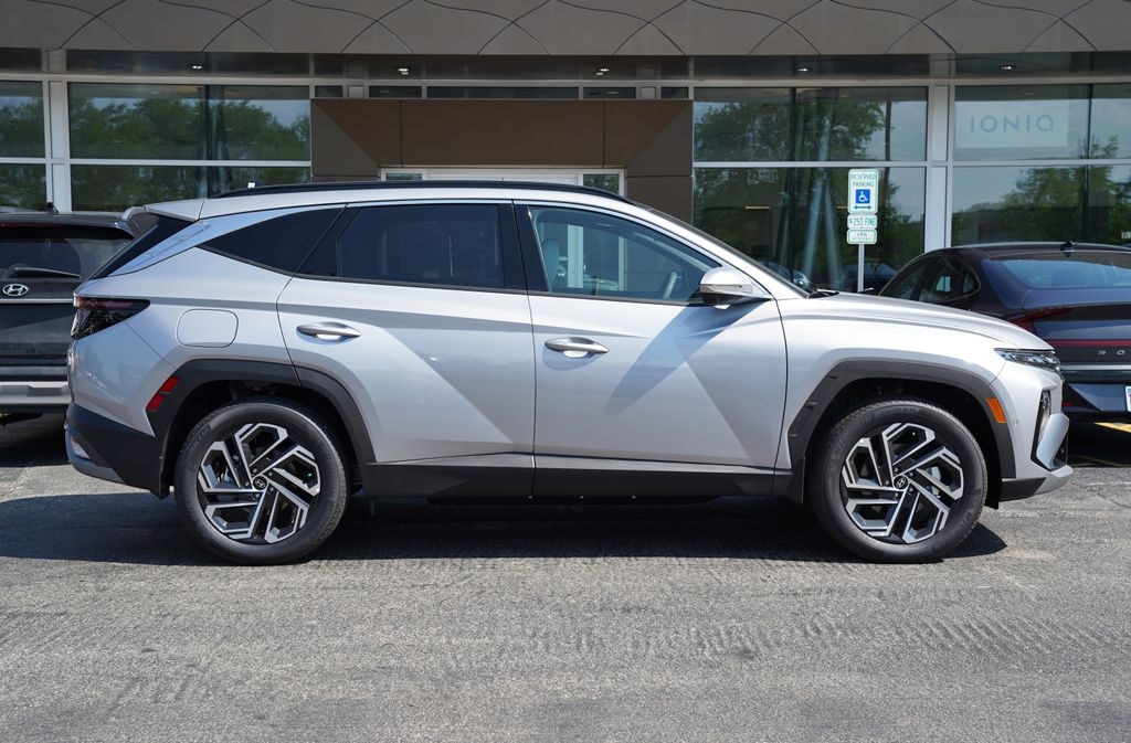 New 2026 Hyundai Tucson Plug-In Hybrid Limited SUV