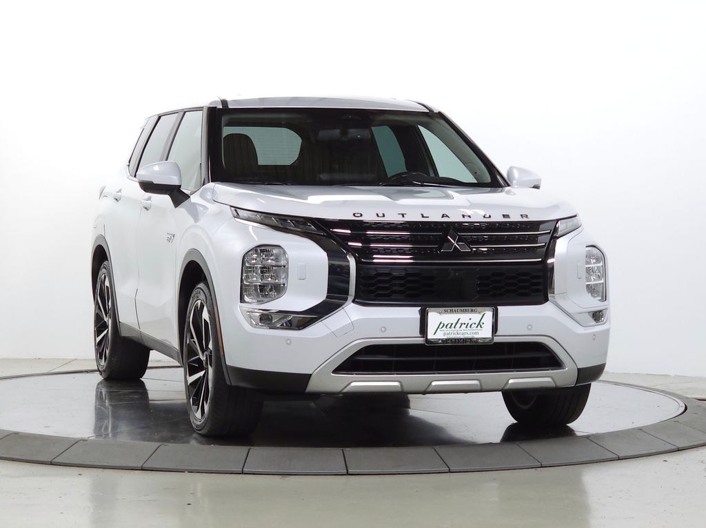 Used 2023 Mitsubishi Outlander Plug-In Hybrid SE SUV