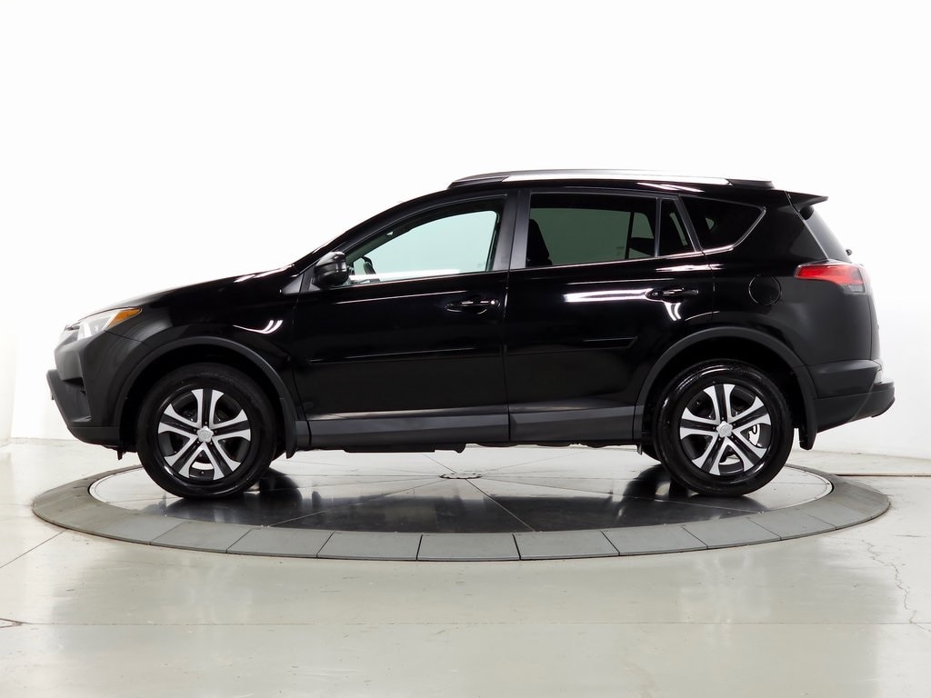 2016 Toyota RAV4 LE 5