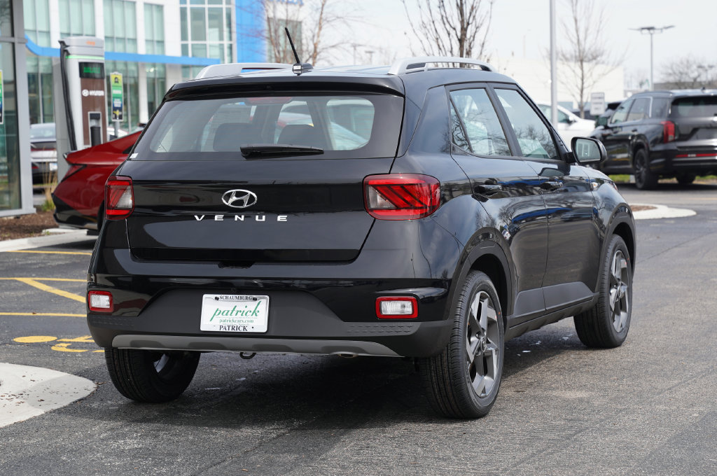New 2026 Hyundai Venue SEL SUV