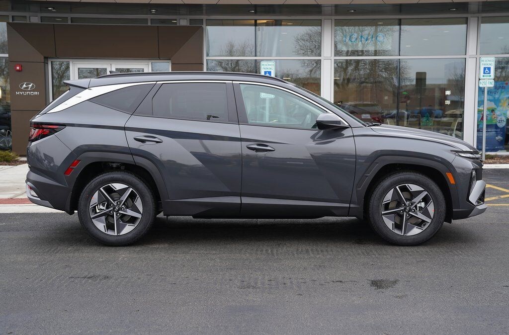 New 2026 Hyundai Tucson SEL SUV