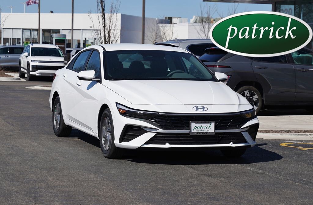 New 2026 Hyundai Elantra SE Sedan