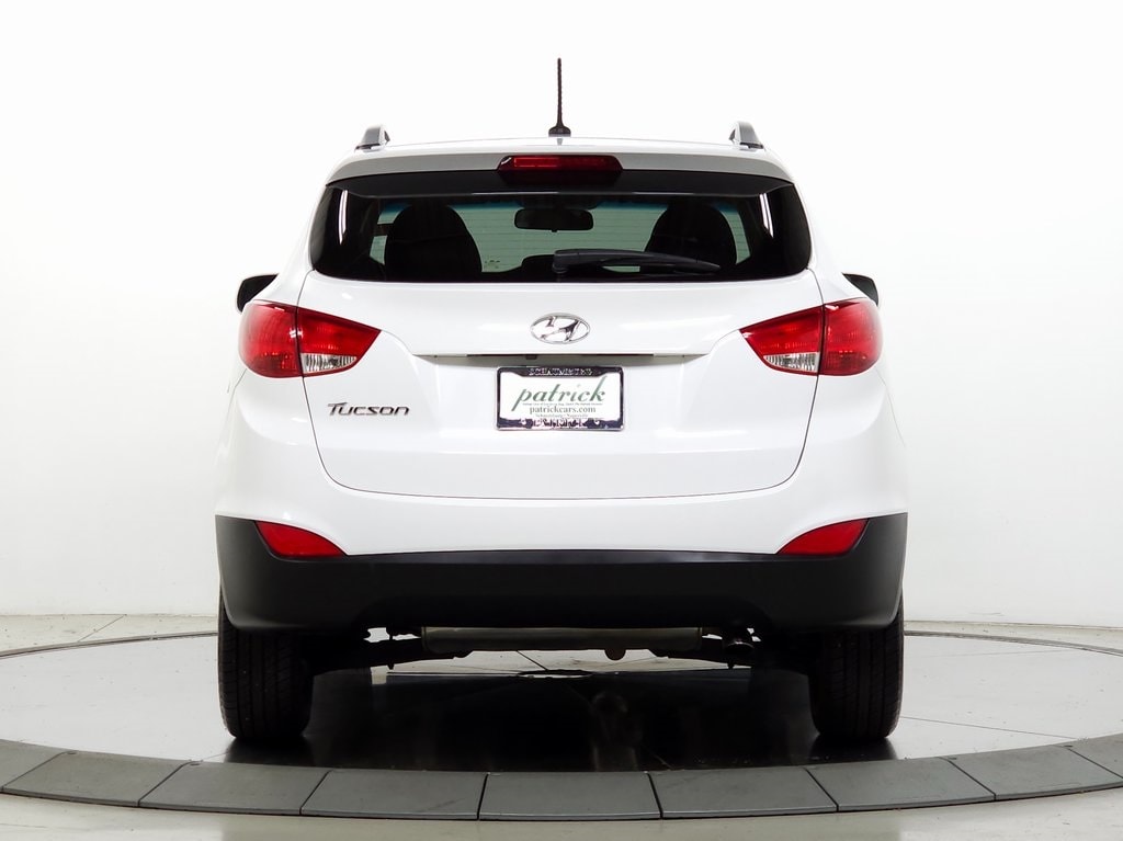 2015 Hyundai Tucson SE 8