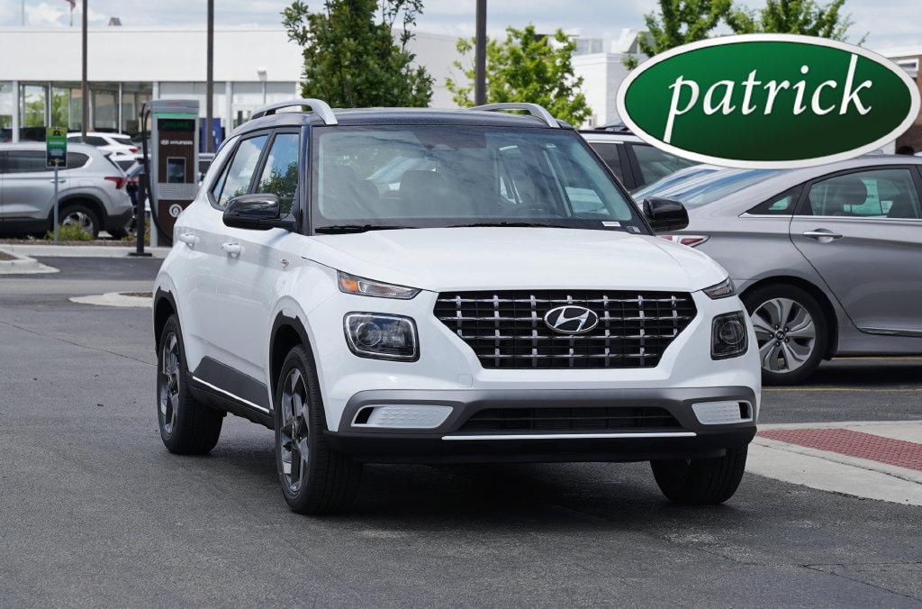 New 2026 Hyundai Venue SEL w/Two-Tone Roof SUV