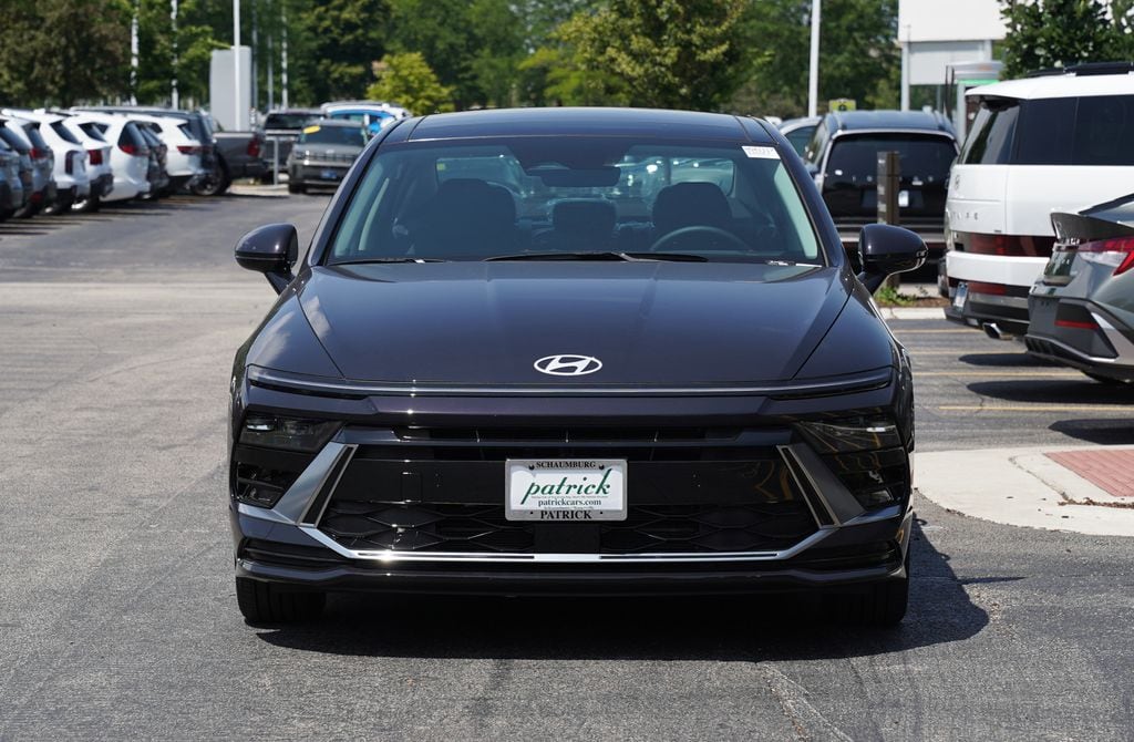 New 2026 Hyundai Sonata Hybrid SEL Sedan
