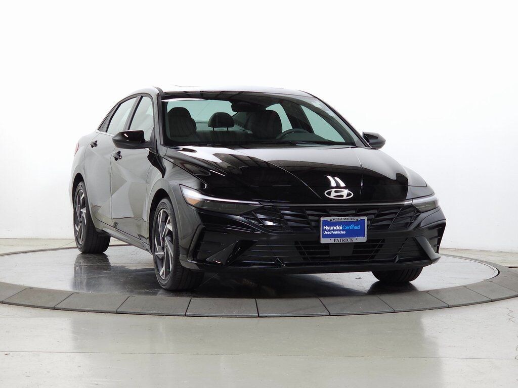 Certified 2025 Hyundai Elantra SEL Convenience Sedan