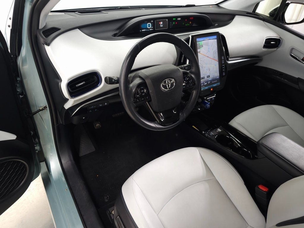 2019 Toyota Prius L 13