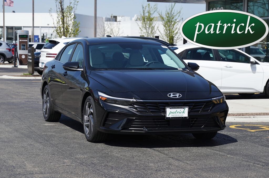 New 2026 Hyundai Elantra Limited Sedan