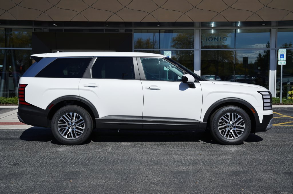New 2027 Hyundai Palisade SE SUV