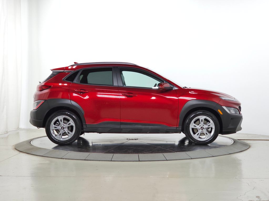 2023 Hyundai Kona SEL - Photo 11