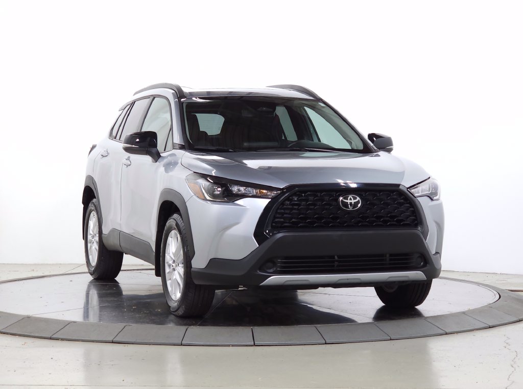2025 Toyota Corolla Cross LE