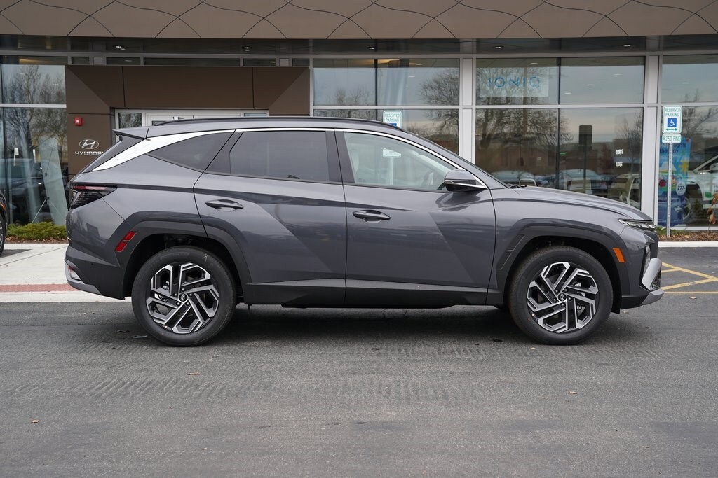 New 2026 Hyundai Tucson Hybrid Limited SUV