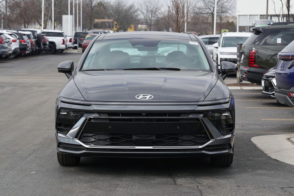 New 2026 Hyundai Sonata Hybrid Limited Sedan