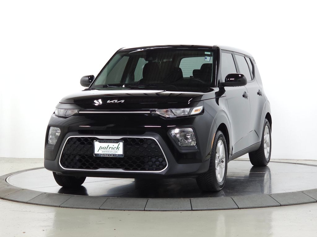 Used 2022 Kia Soul S Hatchback