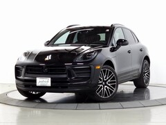 Pre-Owned 2022 Porsche Macan Base SUV for sale in Schaumburg, Illinois