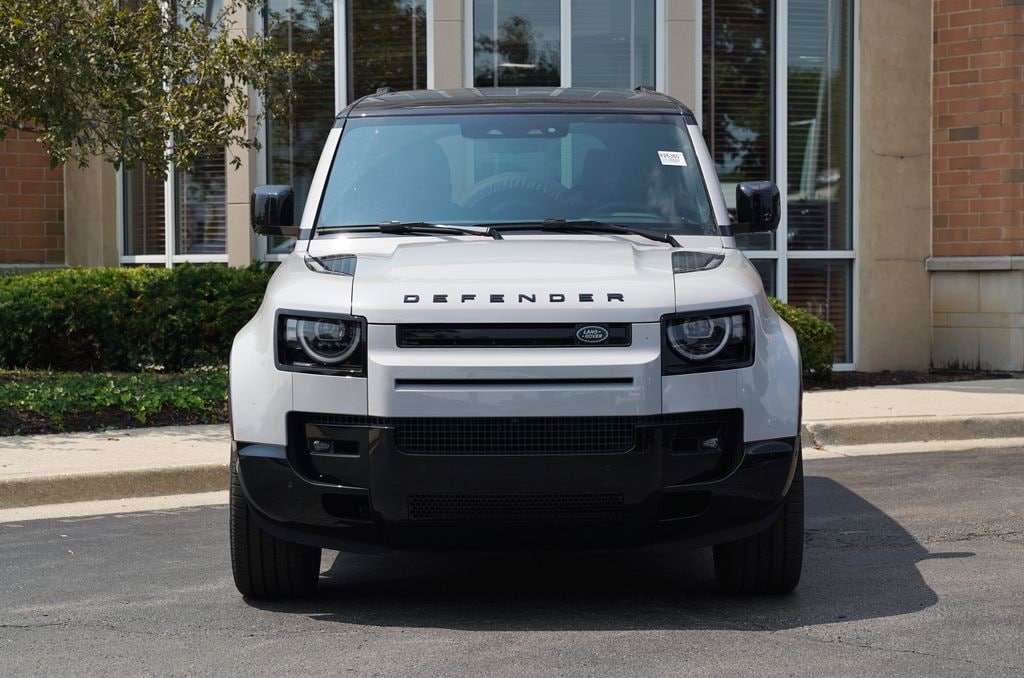 New 2026 Land Rover Defender 130 X-Dynamic SE SUV