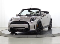 Pre-Owned 2023 MINI Convertible Signature Convertible for sale near Chicago, Illinois