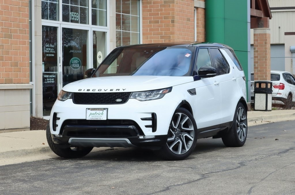 2017 Land Rover Discovery HSE Luxury 1